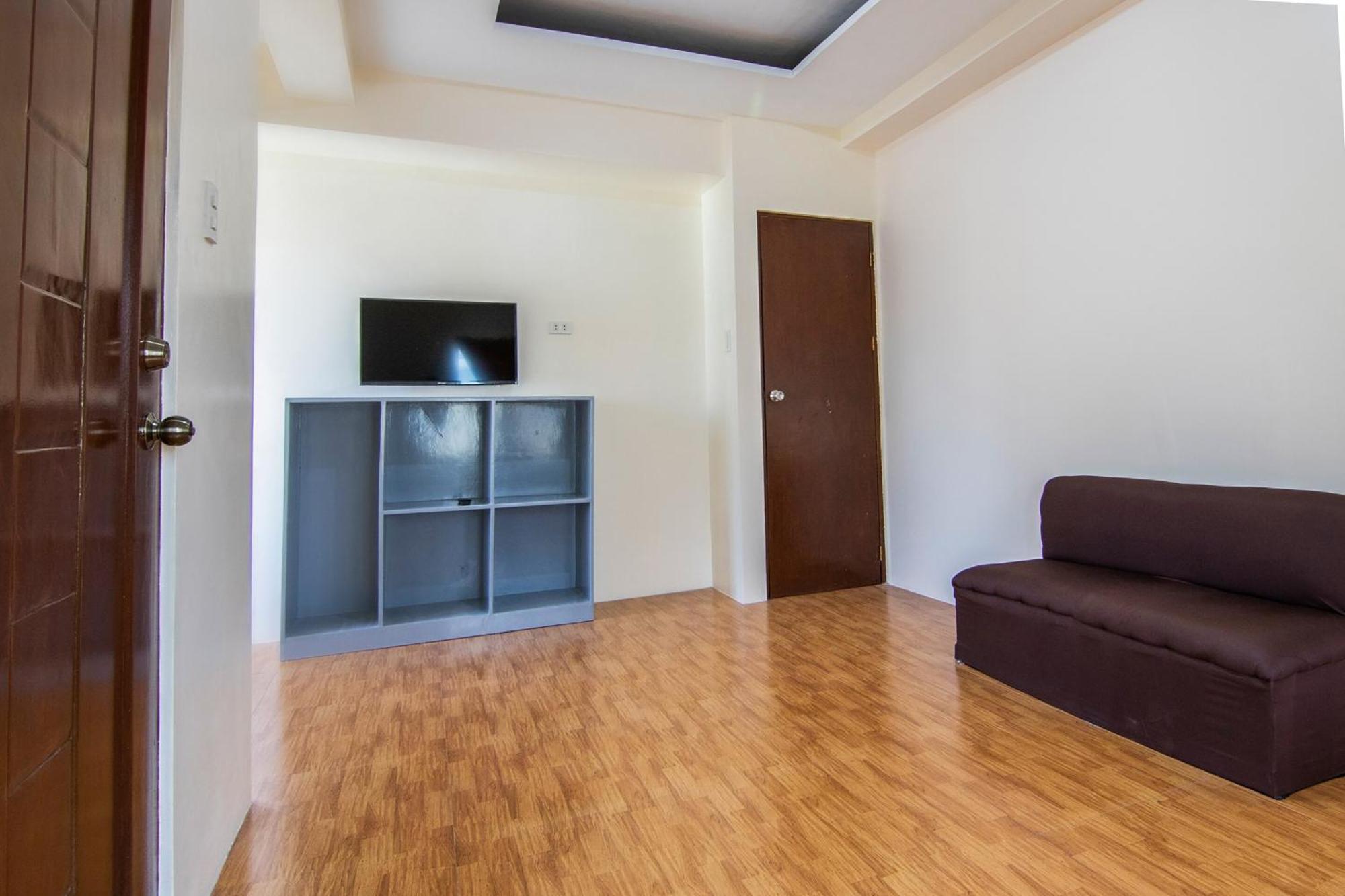 Oyo 431 Apollo 11 Apartelle Pasay Ngoại thất bức ảnh