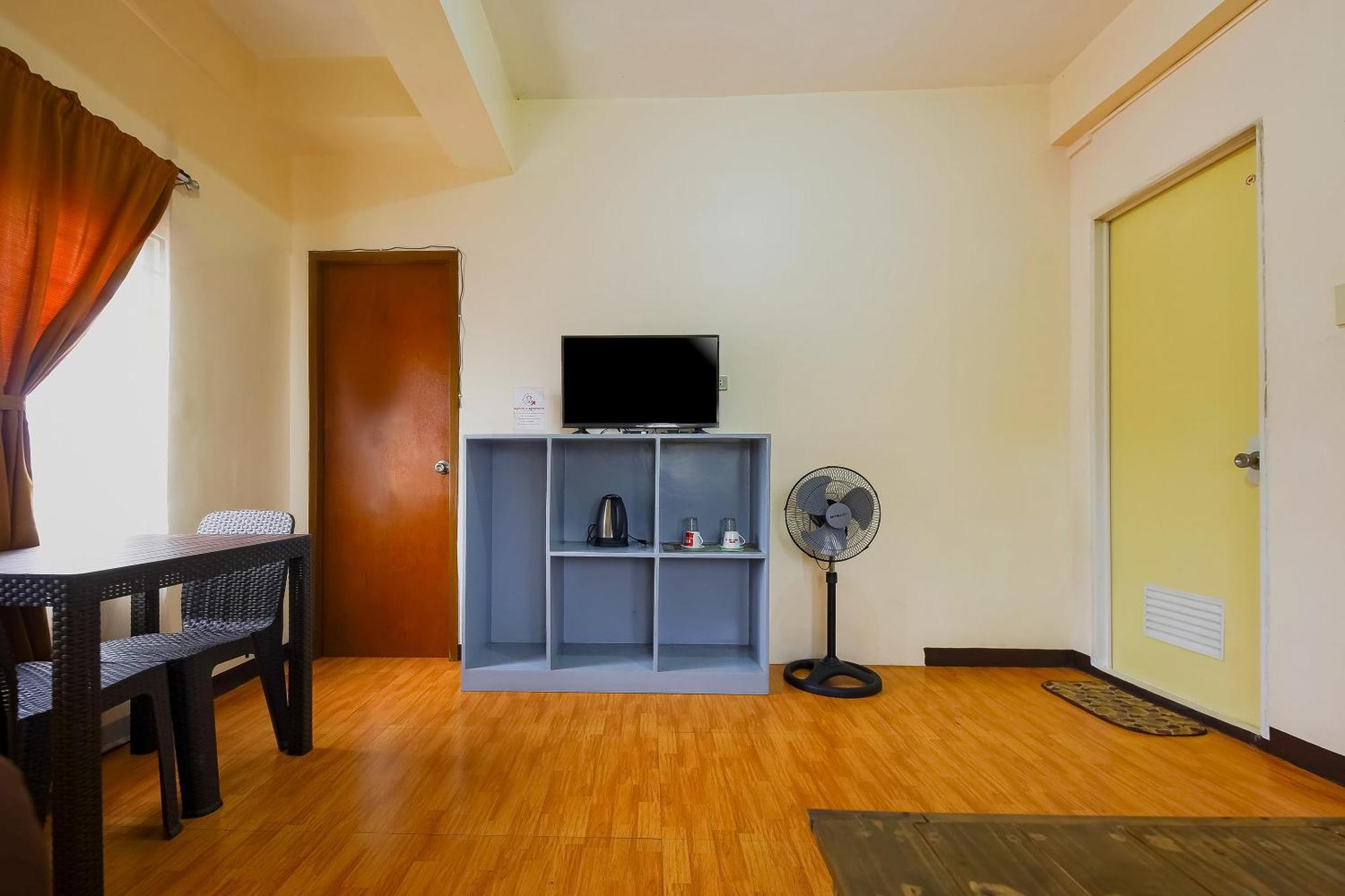 Oyo 431 Apollo 11 Apartelle Pasay Ngoại thất bức ảnh